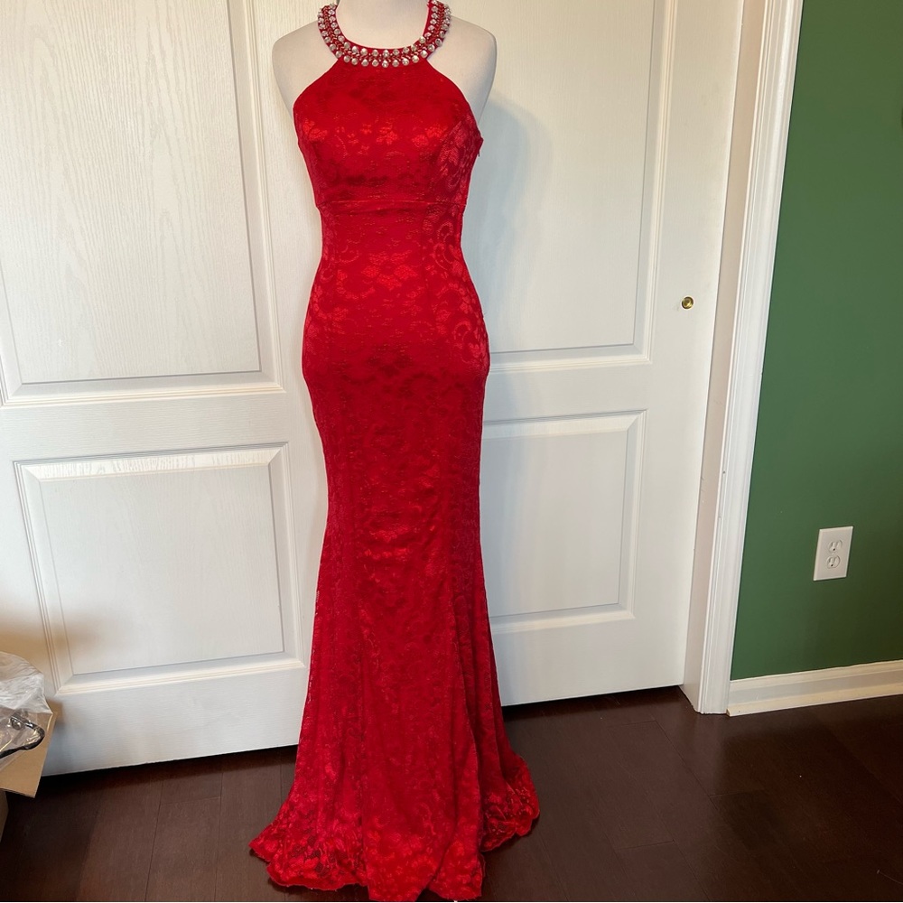 B. darlin red dress